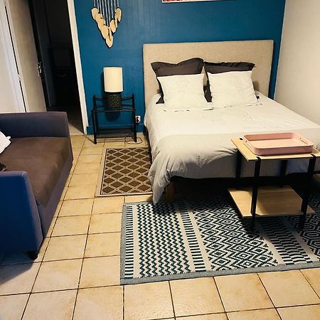 Bed and Breakfast La Ligonne Marillac Екстер'єр фото
