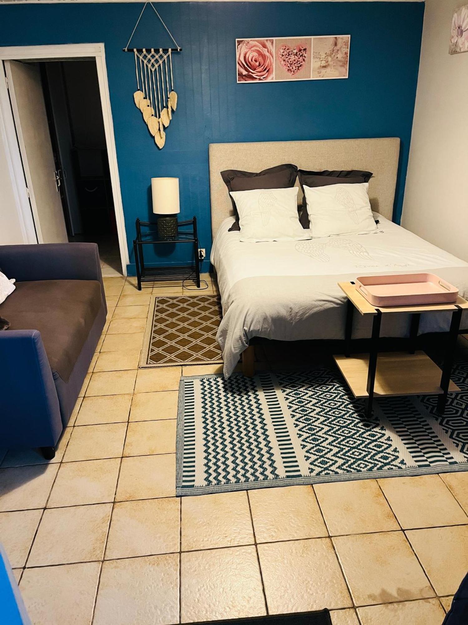 Bed and Breakfast La Ligonne Marillac Екстер'єр фото